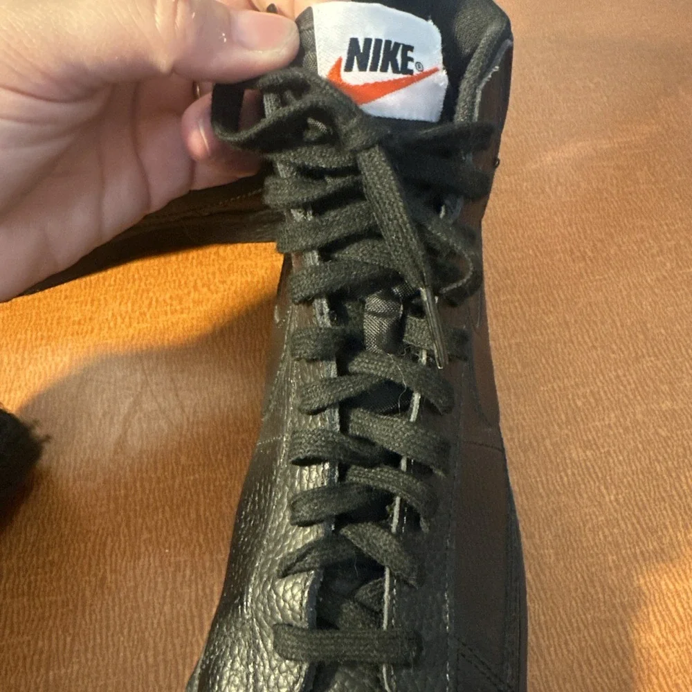 Nike Blazer Mid Triple Black‎ Casual Leather Sneakers 895850-001 - 7 Youth